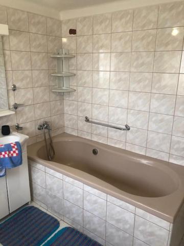 Apartman Skvela Nalada Vsemyslice 외부 사진